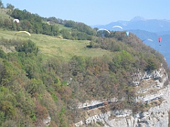 Parapentes au-dessus de St Hilaire 04